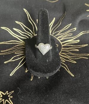 Brighton Ophelia Sterling Silver Scroll Heart Ring Petite Band Folk Sz 6.75 - 7
